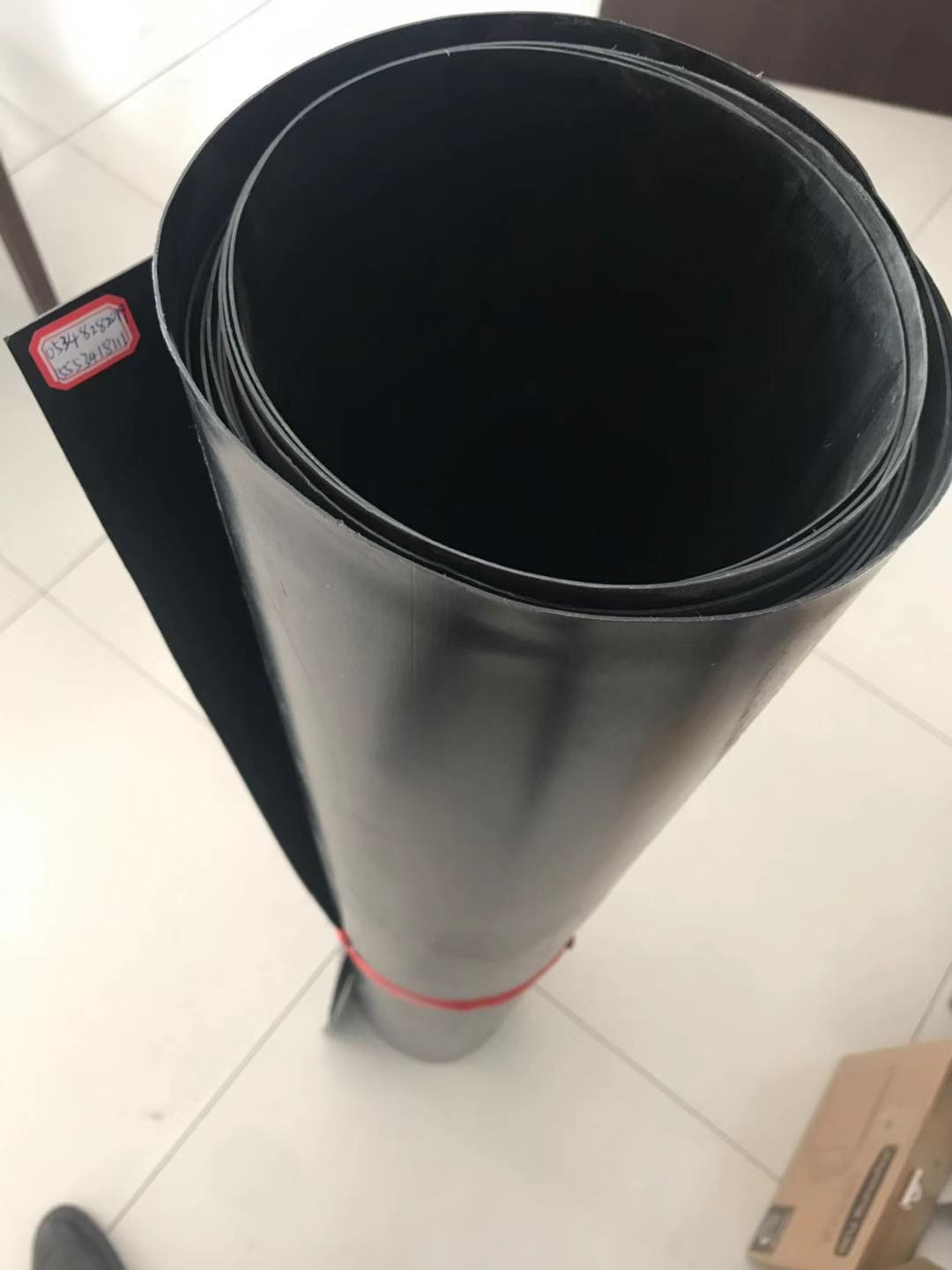 300克長絲土工布價格是多少